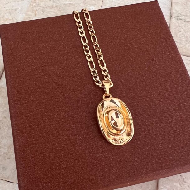 Colar Masculino Chapéu Médio banhado a ouro 18k